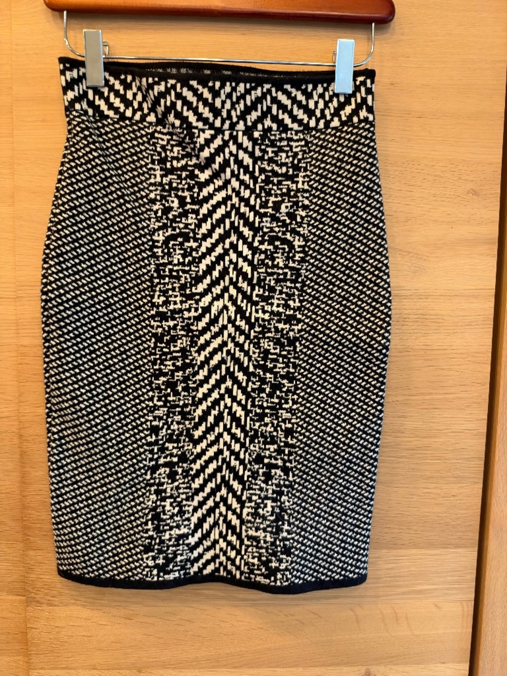 BCBG Maxaxria Knit Pencil Skirt